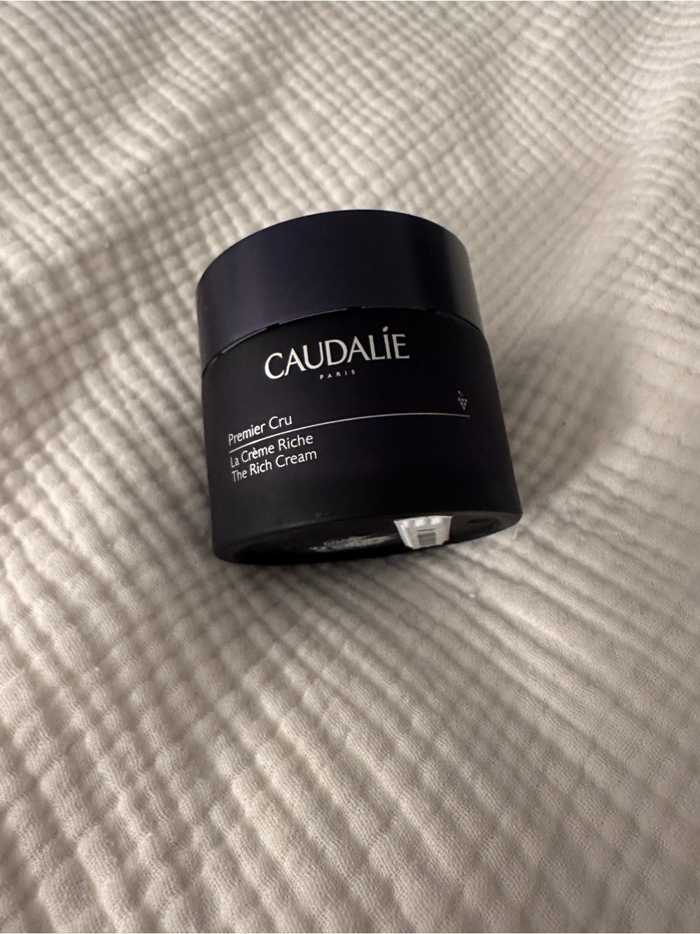 Caudalie Premier Cru Rich Cream - Plum and Black Jar - Picture 2 of 3